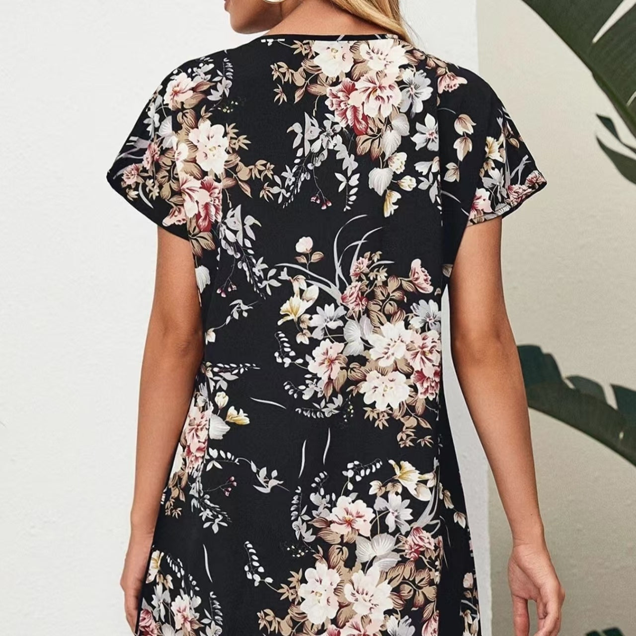 Ladies' Floral Print Skirt with Batwing Sleeves – Casual Pullover Round Neck Dress